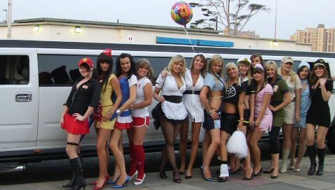 21st Birthday Party Limo Girls!